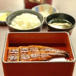 富松うなぎ屋 - うなぎ定食(2,400円)