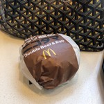 Mcdonalds - ニコタマバーガーの包装はゴヤールのバックとカラーコーディネイトされていた！