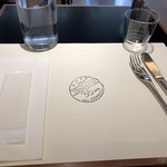 107479425 - テーブルセッティング