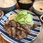 Charcoal-grilled Hakata mochi pork set meal