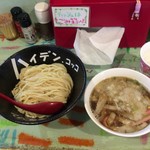 魚介豚つけ麺スパイシー大盛。