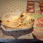 インドラディップ - チキンカレ、オレンシ゛シ゛ュースです。