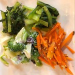 処勝手処 カイノア - 4種のつけ合わせ。それぞれ全く違う味付けでウマい！