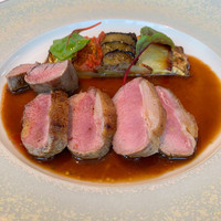 ベージュ アラン・デュカス 東京 - 