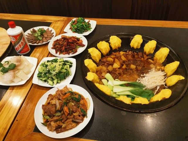 東北人家 鉄鍋炖 （トウホクジンカ テッカトン ） - 竹ノ塚/中華料理