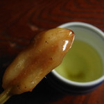 あぶり餅 本家 根元 かざりや - きなこがトロォーリとろけます