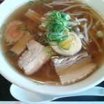 レストラン・サントピア  - 醤油ラーメン550円