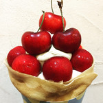 クレープリー チロル - アメリカンチェリーとピスタチオ&フロマージュクリーム¥1800