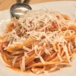炭焼料理とイタリアン 辻 - クリームチーズのトマトソースパスタ