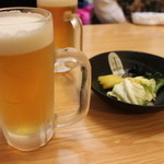 Ichize meshiya - 友人達と飲み放題つき3500円のコースです。美味しいし、とってもおとく