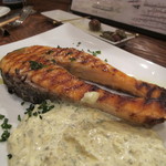 Vin Sereno - サーモンのソテー