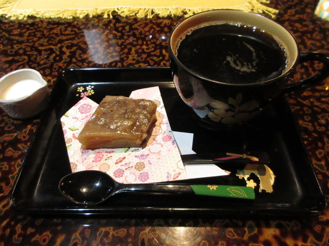 中の蔵 &ndash; 七日町カフェ | 会津若松の隠れ家でくつろぎのひととき