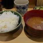 丸一 - 続いてご飯と豚汁