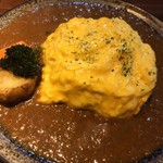 エイト カリィ - ふわとろオムレツのカレー