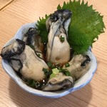 野毛 すし 釣りきん - 蒸し真牡蠣ポン酢　680円+税