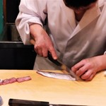 鮨処 多田 - 鰊　骨切りしています