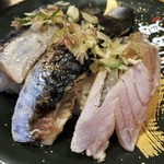 回転寿司 ABURI百貫 - ひかり物炙り三貫