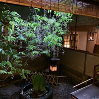 俵屋旅館 - 坪庭