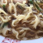 横浜飯店 - 麺アップ