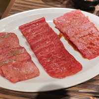 焼肉 ジャンボ はなれ - タン、イチボ、しんしん