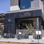 LOFTY COFFEE - 店舗外観。