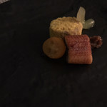 グラマシースイート - フォアグラと鰻のインスタントスモーク 胡桃味噌と一緒に