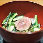 傳 - 牛肉も入ってます