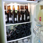 釜山 - 冷蔵庫から勝手にビールを取ります