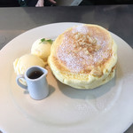 レインボーパンケーキ - 