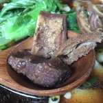 山東三合一牛肉麺 - お肉は３種類