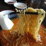 中華酒場 龍翔 - サラサラ系の担々麺。