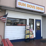 SUN DOVE DINER - 外観