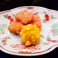 まき村 - 墨烏賊おかき揚げ　玉蜀黍のかき揚げ