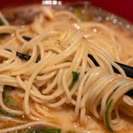 伝統熊本豚骨 伝 - 2019.1 麺リフト