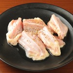 Yakiniku Horumon Sansuien - 地鶏やげんナンコツ塩