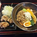 伊呂葉食堂 - 冷し担々麺&唐揚げ(980円)