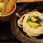 釜たけ流うどん　駅前食堂 - 