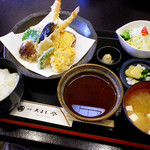 天よし亭 - 天ぷら定食：1600円
