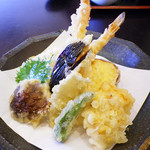 天よし亭 - 天ぷら定食のアップ