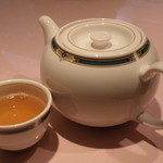 中国菜館 志苑 - 烏龍茶