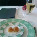 アミューズとシャンパン