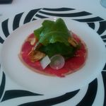 レストラン タテル ヨシノ - 前菜は子ヤギのカルパッチョ、何だかおいしい、濃厚