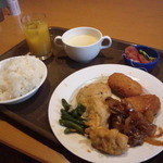 レストラン四季 - 