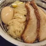 づゅる麺 池田 - 追加トッピングの豚バラチャーシューは存在感アリ