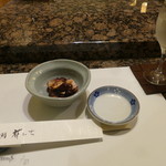 鮨　花いち - お通し(タコの煮物) 