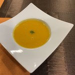 オリビオ・カフェ・ダイニング - 季節のスープ