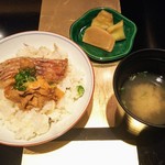 野嵯和 - ●舞茸ご飯、ノドグロ、坂手のウニ、●味噌汁、●漬け物