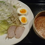 広島流つけ麺 からまる - 広島風つけ麺800円