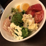 楽や - スペシャルサラダ