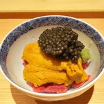 肉屋 雪月花 NAGOYA - はだての雲丹二番札、いちぼの昆布締め、キャビア、一口どんぶり
      この雲丹にお隣さん共々悶絶